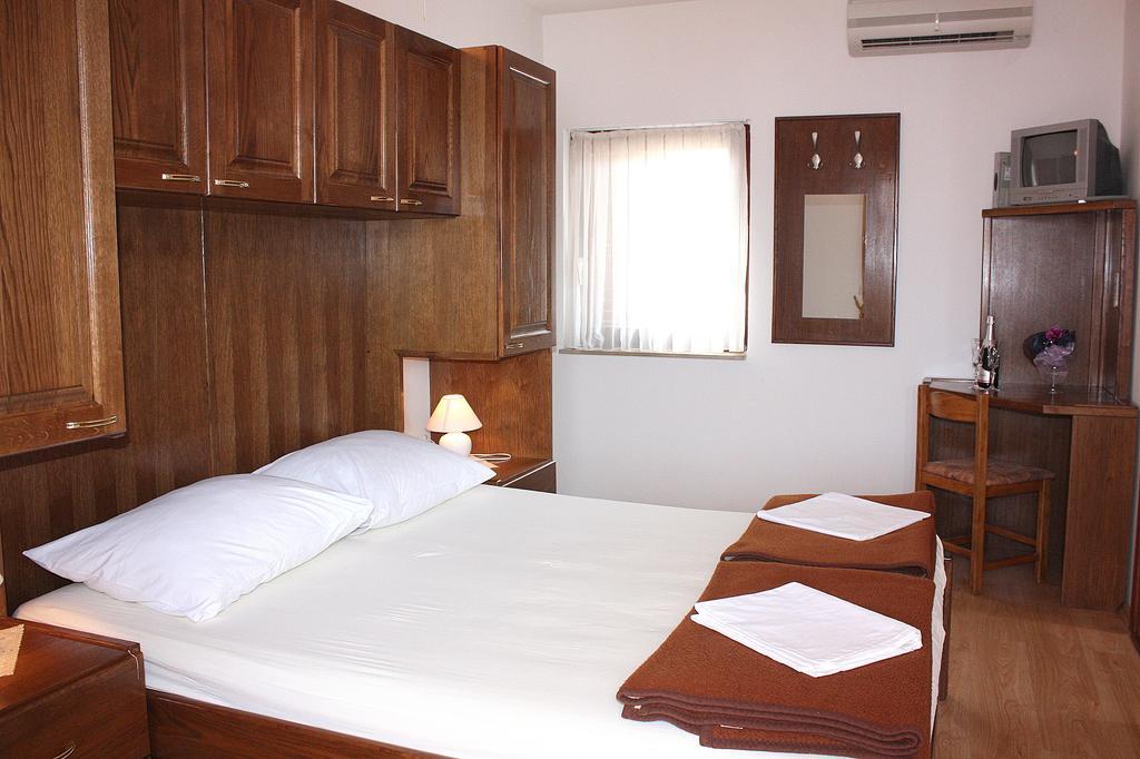 Mb Bed&Breakfast Pag Town Bilik gambar
